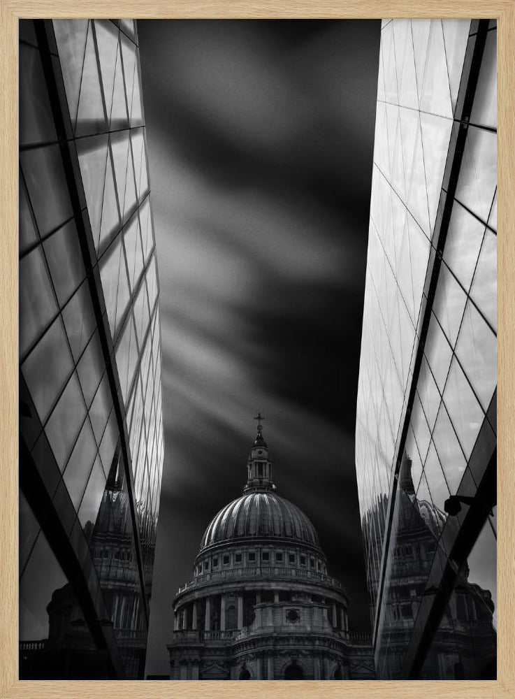 The St Paul's Cathedral in Reflection - Poster / Art Print