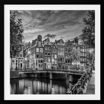 Monochrome art print depicting an idyllic impression of Singel in Amsterdam Wall Art