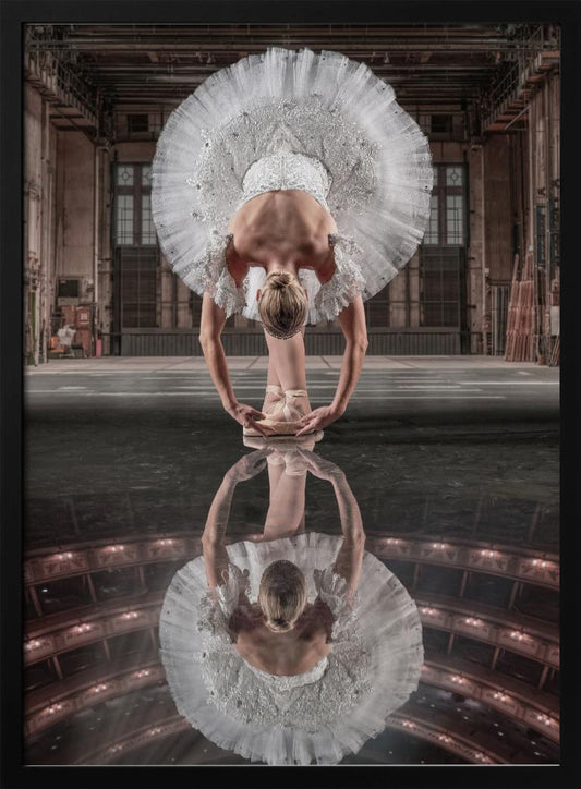 BallerinaStage - Poster / Art Print