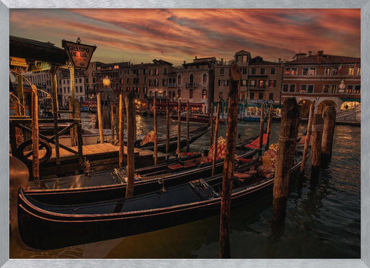 A Cozy Night in Venice - Poster / Art Print